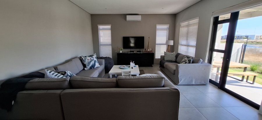 To Let 3 Bedroom Property for Rent in Groot Phesantekraal Estate Western Cape